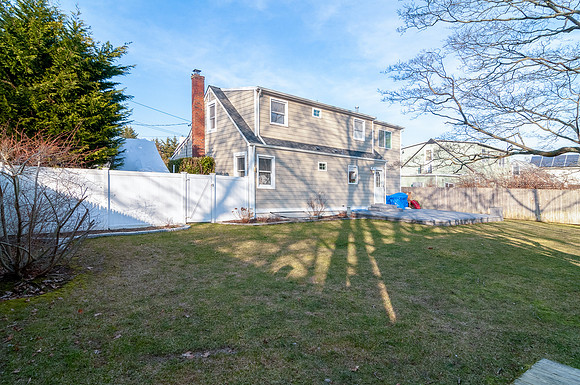 Chris and Jamie's House 6